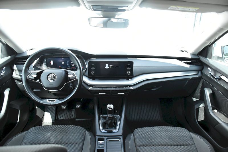 Škoda Octavia (2022) Ambition 1.5 TSI 110kW - fotka 5 z 32