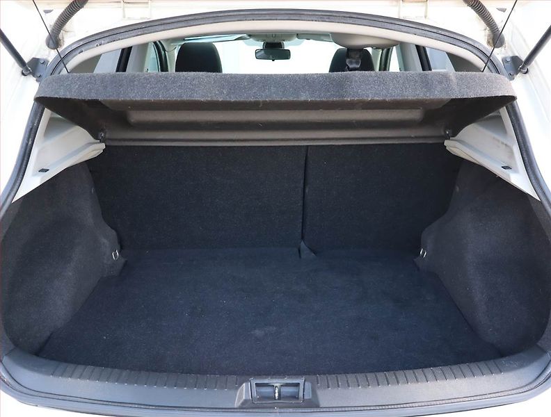 Nissan Qashqai (2012) 1.6 dCi, Navi, Tempomat - fotka 14 z 18