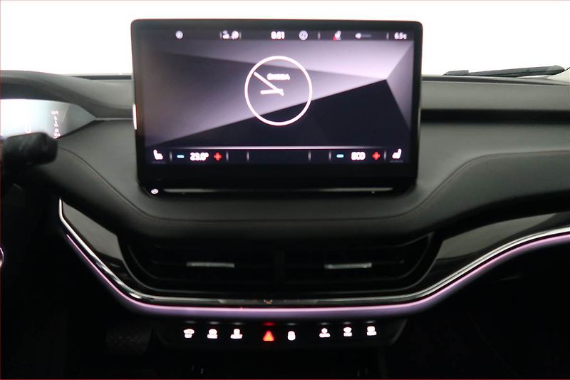 Škoda Enyaq (2021) Lounge iV 80 (82 kWh), SoH 90% - fotka 12 z 22