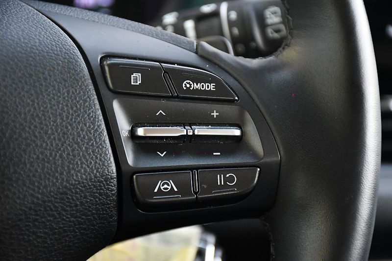 Hyundai i30 1.0TGi DCT STYLE ČR 1M - fotka 29 z 49