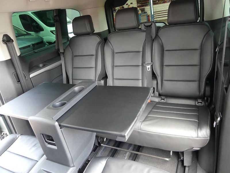 Citroën SpaceTourer (2026) SHINE L3 2.2 BHDi 180 VIP pack - fotka 13 z 34