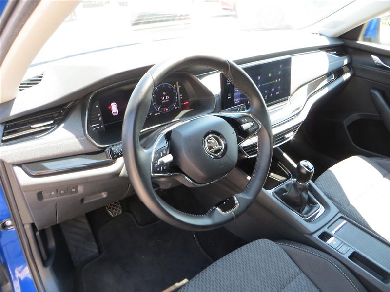 Škoda Octavia 2,0 TDI 110kW STYLE Navi ČR - fotka 13 z 26