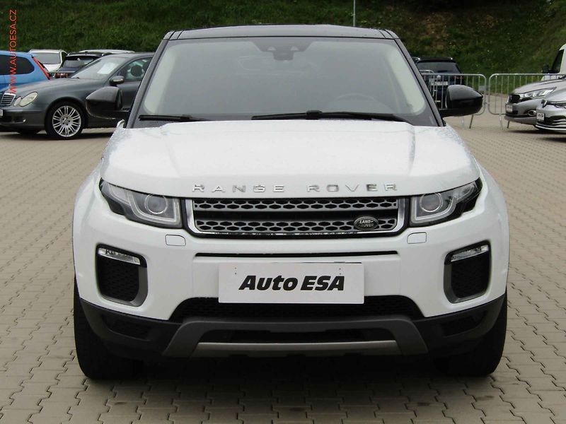 Land Rover Range Rover Evoque (2016) 2.0 TD4 4X4, Bixen, park. - fotka 2 z 17