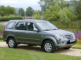 Pro srovnání - CR-V modelového roku 2004