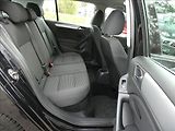 Volkswagen Golf 1,6 TDi 77kW serviska, závěs - náhled 26