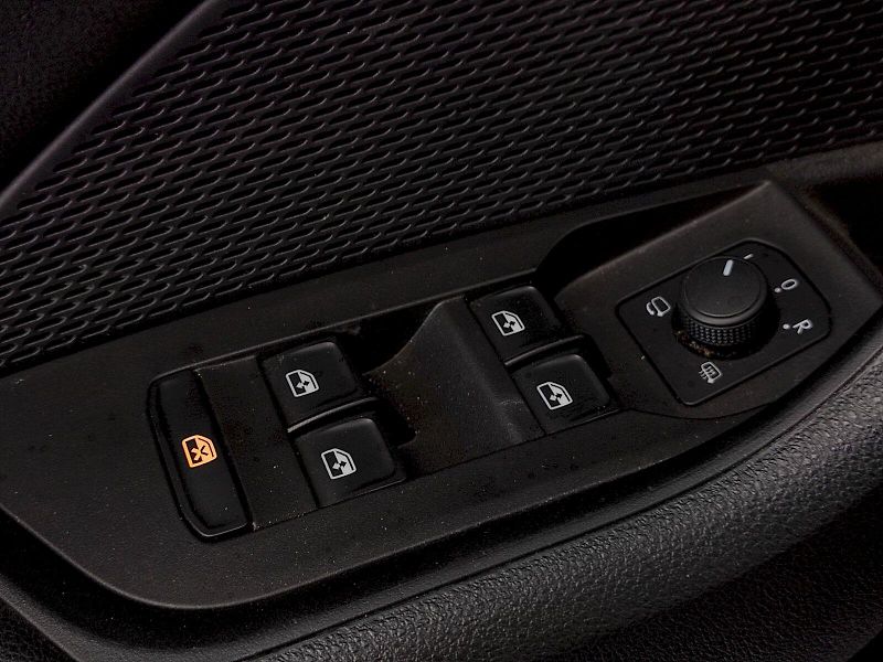 Škoda Octavia (2022) Combi Ambition Plus 2,0 Tdi 85 - fotka 24 z 36