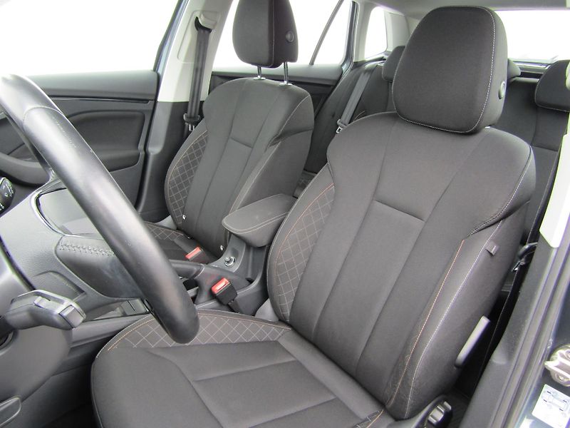 Škoda Kamiq Ambition Extra 1.5 TSI /110kW - fotka 18 z 30