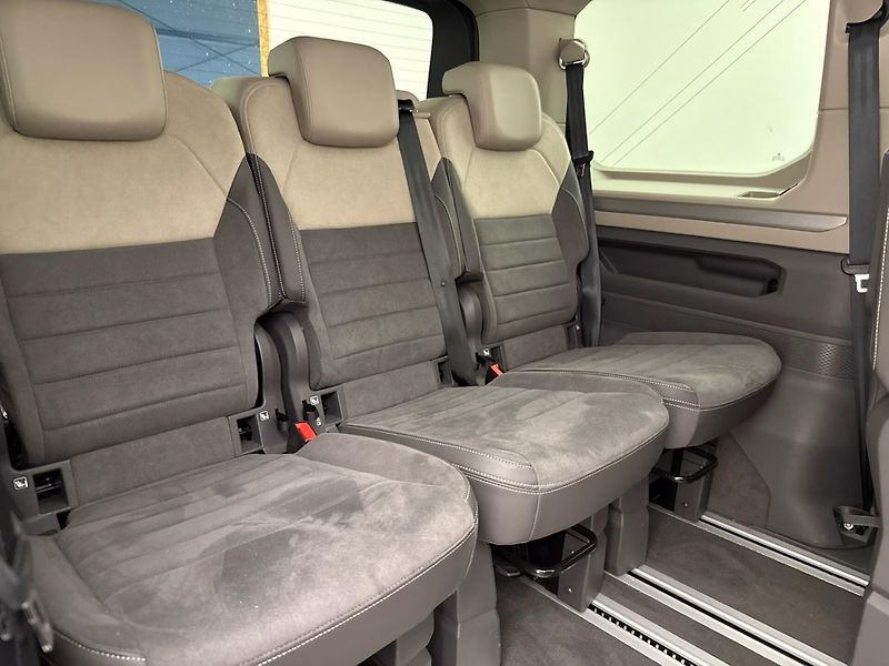 Volkswagen Multivan eHybrid 4M HuD Pano 360 Taž - fotka 13 z 13