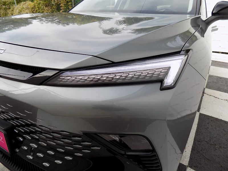 BAIC X5 (2025) 1.5T/AT/Pixel-LED/PANO/DPH/ - fotka 41 z 41