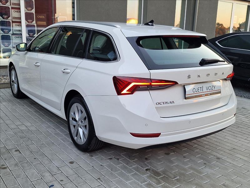 Škoda Octavia 1.0TSI 81kW Style Combi,1.Maj - fotka 8 z 50