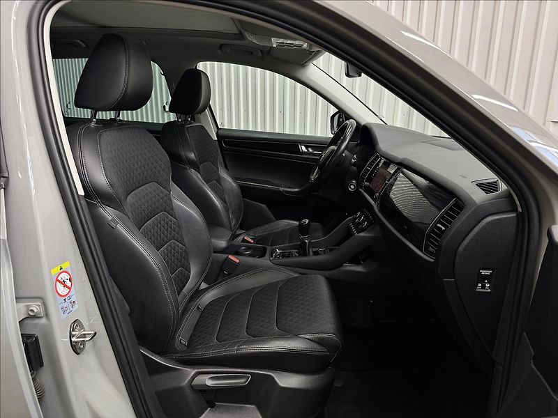 Škoda Kodiaq 1.5TSI Virtual Style LED - fotka 37 z 40