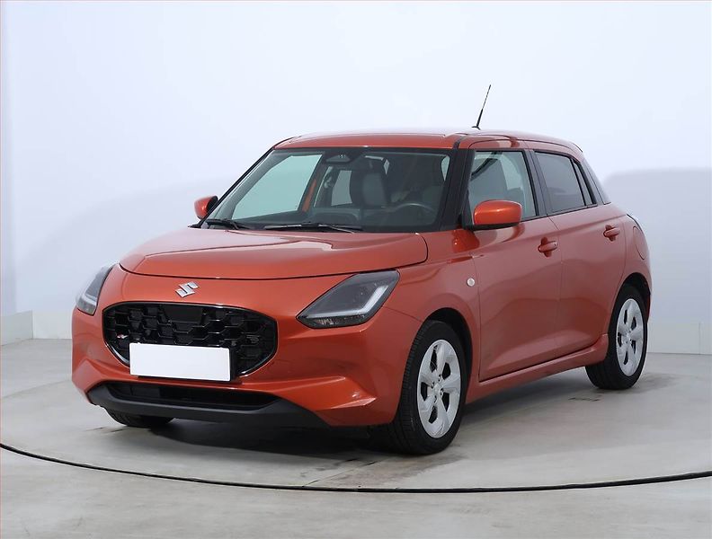 Suzuki Swift (2024) 1.2, ČR,1.maj, Serv.kniha - fotka 2 z 21