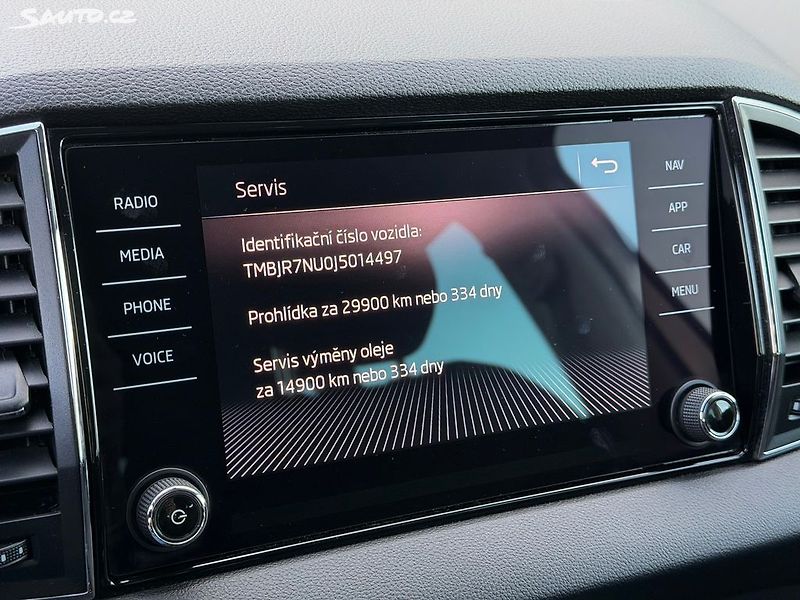 Škoda Karoq 1.5 tsi 110 kw/STYLE/manual - fotka 20 z 21