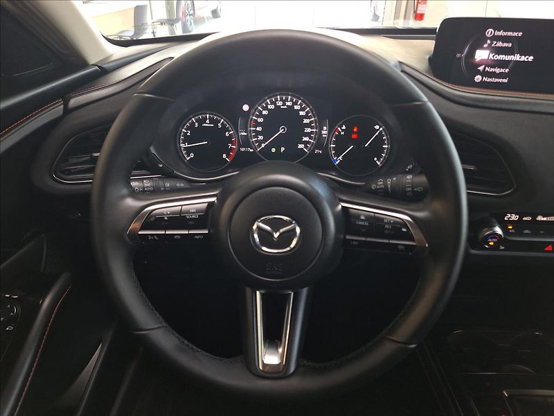 Mazda CX-30 2.5 G 140k 6AT FWD NAGISA - fotka 8 z 13