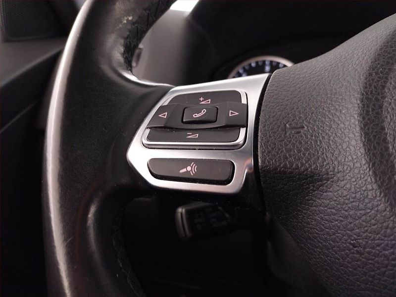 Volkswagen Tiguan (2014) R-Line 2.0 TDI, 4X4, Automat - fotka 19 z 24