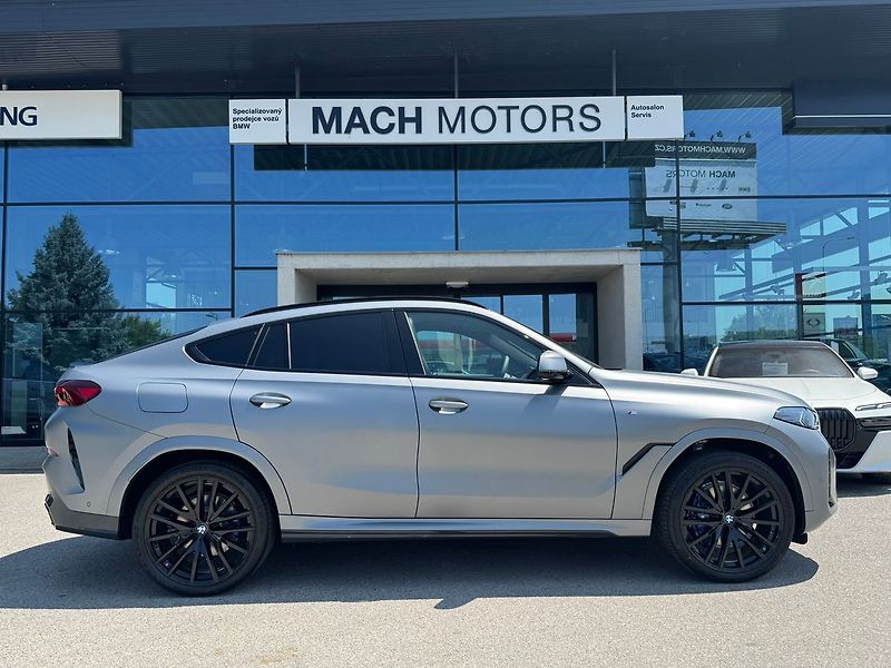 BMW X6 - fotka 4 z 28