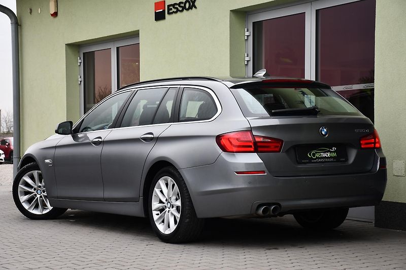 BMW Řada 5 530d xDrive ČR 2xKOLA - fotka 4 z 47