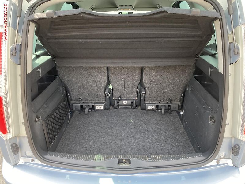 Škoda Roomster (2011) 1.2 TSi, ČR, Ambition, park. - fotka 7 z 14