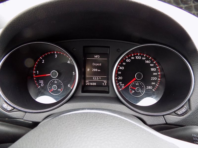 Volkswagen Golf (2012) 2.0 TDI/GTD/2.Maj/Klimatizace/ - fotka 30 z 45