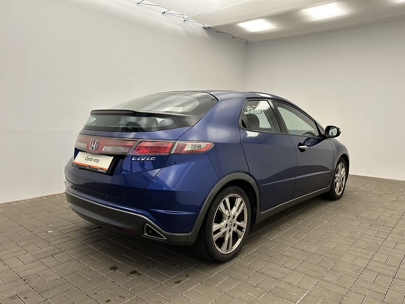 Honda Civic 1.8 I- VTEC Sport - fotka 2 z 22