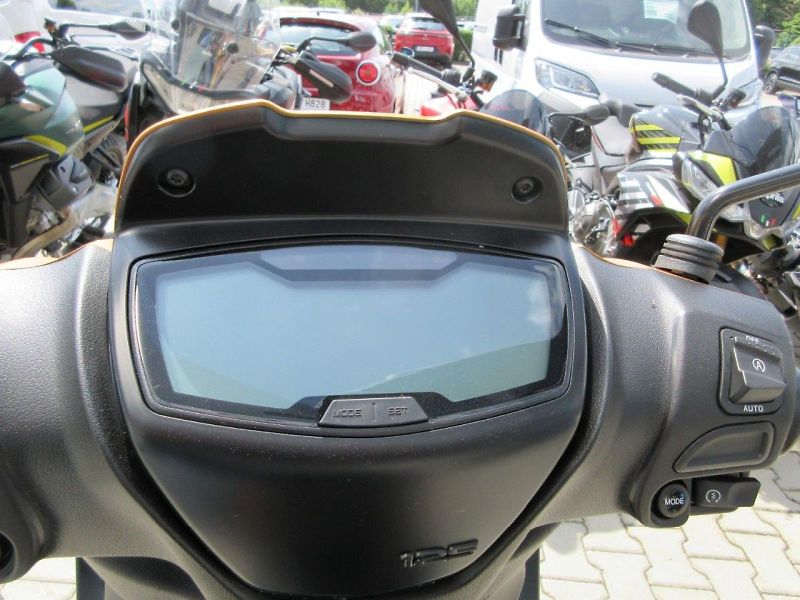 Piaggio (2026) Medley 125 S e5+ - fotka 10 z 11