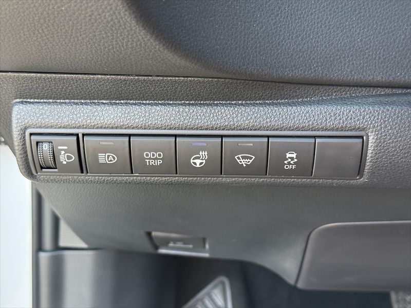 Toyota Corolla 1,8 GR sport - fotka 17 z 19