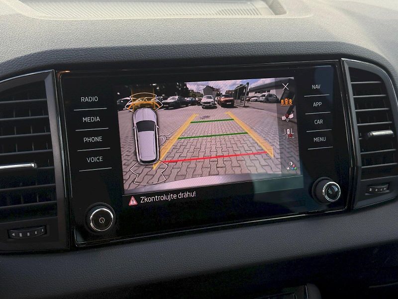 Škoda Karoq (2025) 1.5 TSI 110 kW Selection - fotka 20 z 24