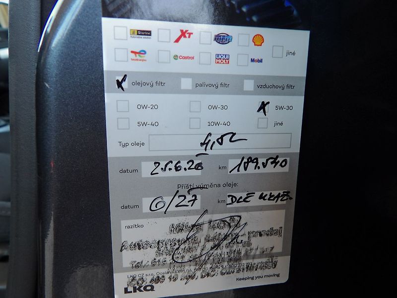 Škoda Octavia 2.0TDI Family Tažné Serviska - fotka 27 z 29