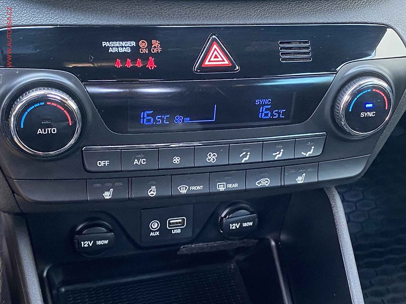 Hyundai Tucson (2018) 1.6T-GDi 4x4, ČR, Navi - fotka 15 z 19