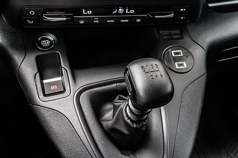 Citroën Berlingo (2026) 1,5 XL MAX Diesel 130k + XTR - fotka 16 z 19