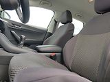 Škoda Karoq (2021) Active 1,5 Tsi - náhled 22