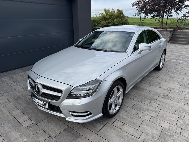 Mercedes-Benz CLS (2014) 350 CDI, 4Matic, AMG - fotka 13 z 64