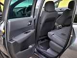 Peugeot 3008 1,6 b-HDi NAVi*SERV.KNÍŽKA* - náhled 18