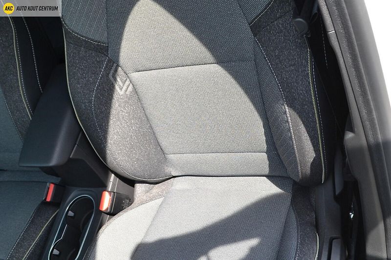 Renault Captur techno E-Tech full hybrid 160 - fotka 20 z 48
