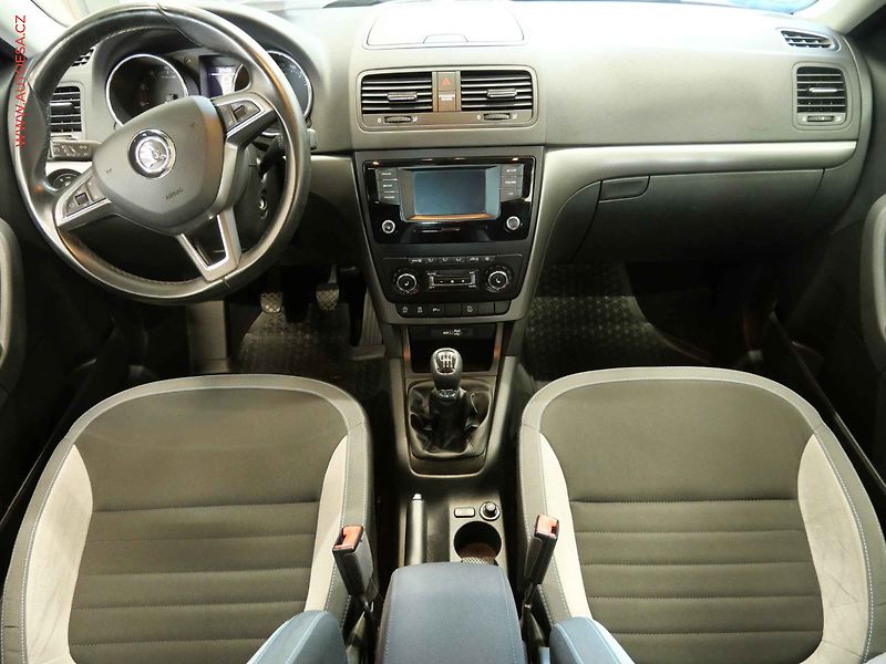 Škoda Yeti (2016) 1.4TSI, AC, výhřev sedadel - fotka 8 z 22