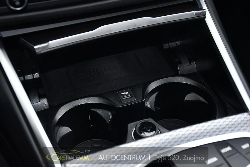 BMW Řada 3 320D xDrive M-SPORT ČR 1.M - fotka 38 z 60