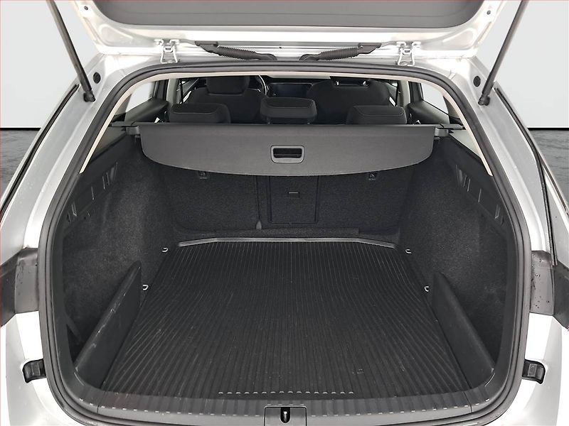 Škoda Octavia (2021) 2.0 TDI, Tempomat - fotka 13 z 20