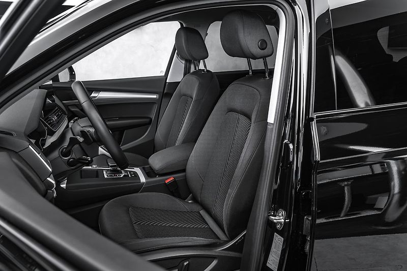 Audi Q5 40 TDI quattro S tronic 2x S-l - fotka 14 z 21