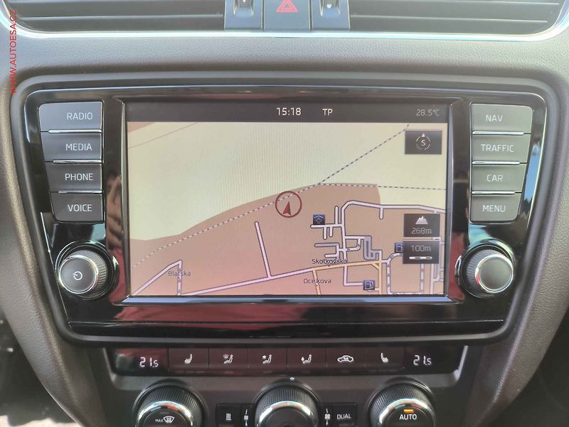 Škoda Octavia (2015) 2.0TDi 4x4, ČR, DSG, bixenon - fotka 14 z 26