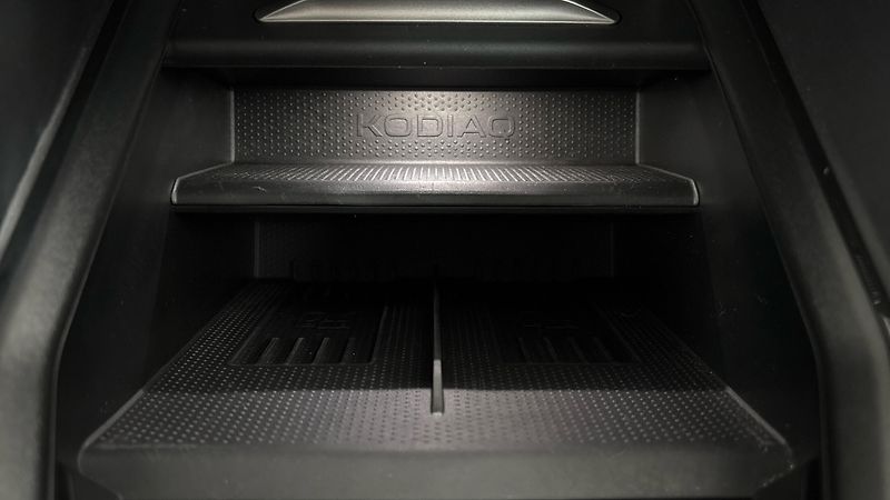 Škoda Kodiaq 2.0 TDI DSG 4x4 Exclusive Sele - fotka 27 z 35