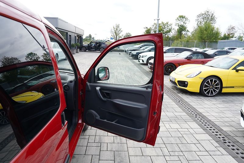 Peugeot Partner 1.4i, ČR, 5 míst - fotka 16 z 26
