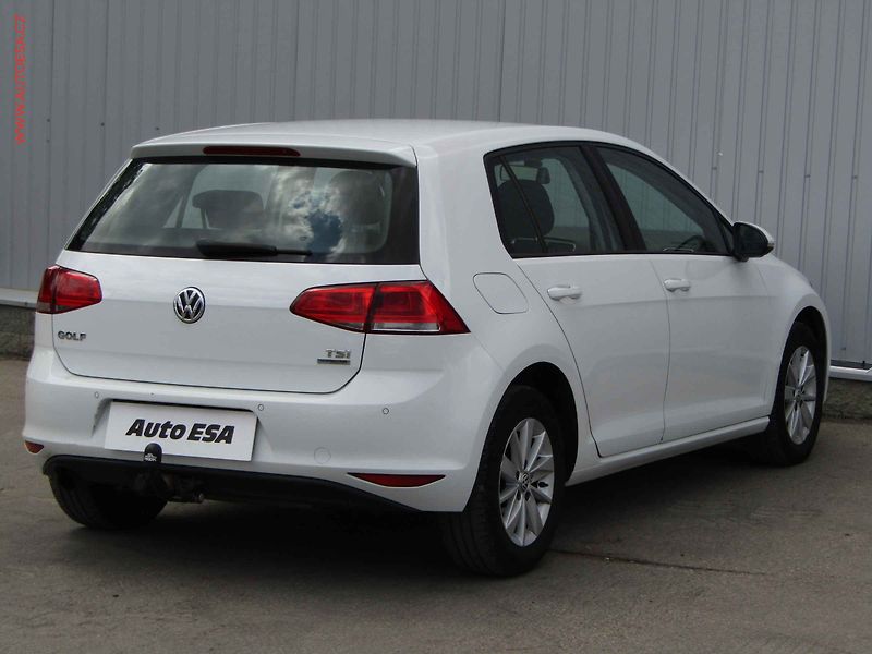 Volkswagen Golf (2013) 1.2 TSI, 2.maj,ČR, DSG - fotka 4 z 20