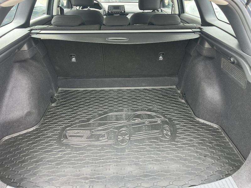 Hyundai i30 (2021) 1.6CRDI 85Kw 1.Majitel - fotka 20 z 20