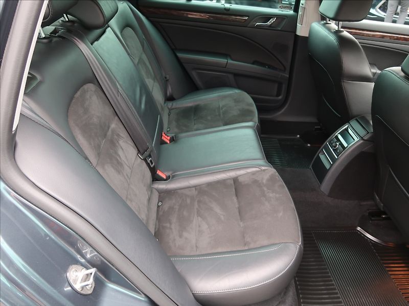 Škoda Superb 2,0 TDi,103kW,NovéČR,Elegance - fotka 21 z 28