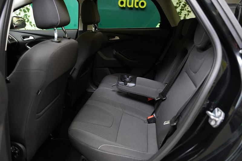 Ford Focus - fotka 23 z 24