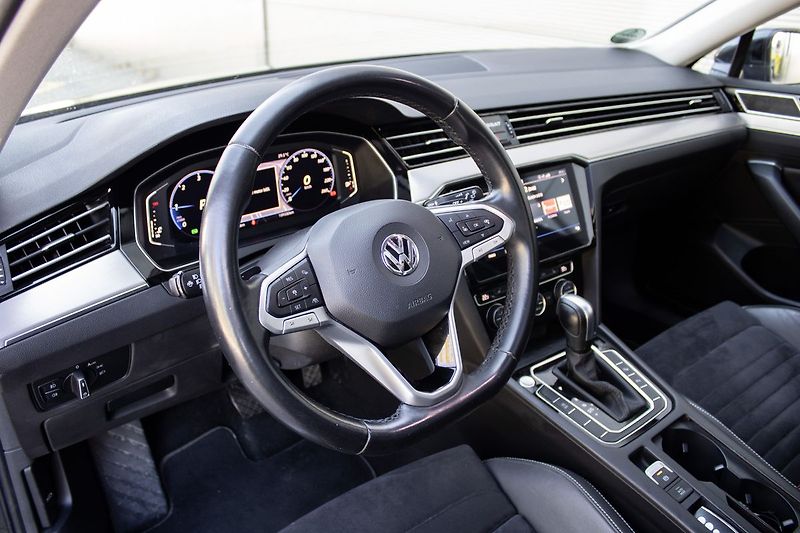 Volkswagen Passat 2.0 TDI DSG / 110kW / A7 - fotka 8 z 33