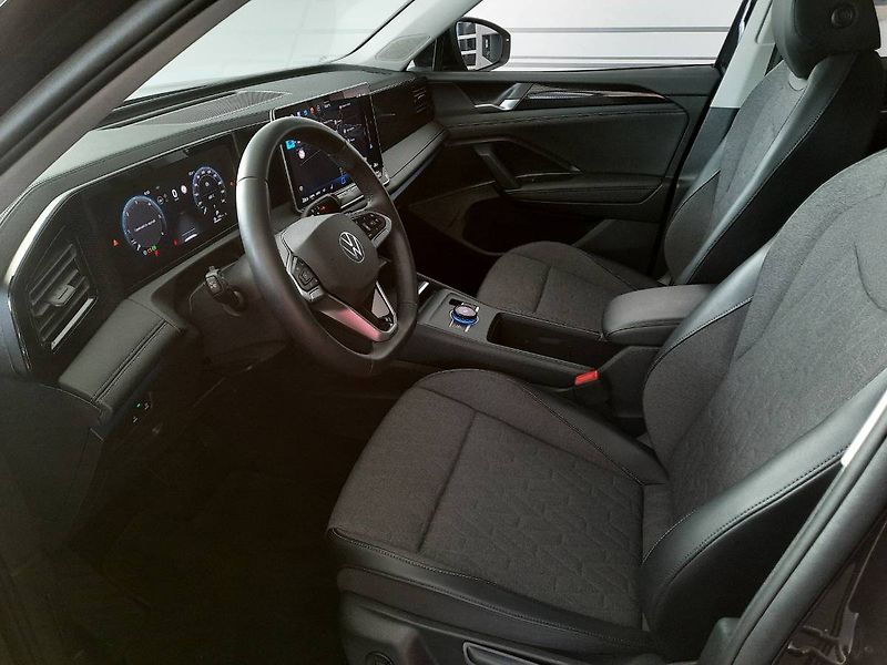 Volkswagen Tiguan (2024) Life 2.0 TDI (110kW/150k) DSG - fotka 6 z 26