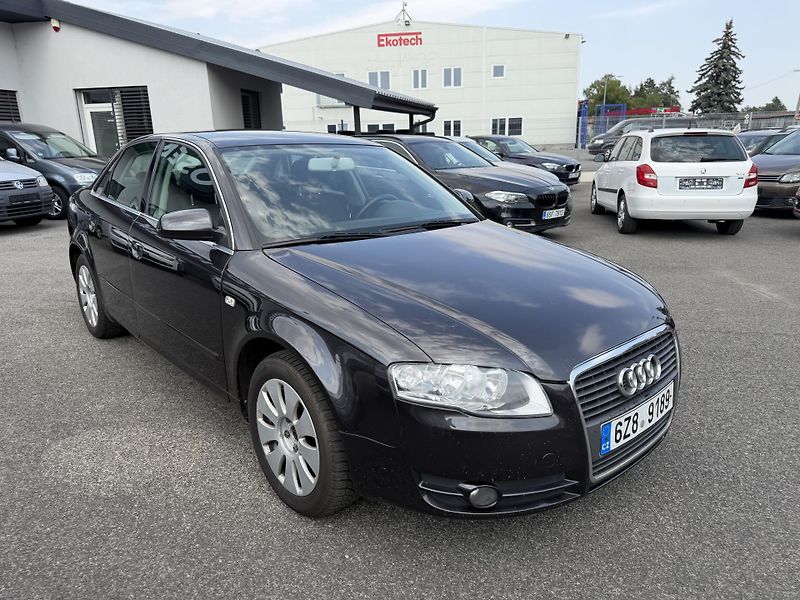Audi A4 2.0 TDi, 103kw - fotka 4 z 10