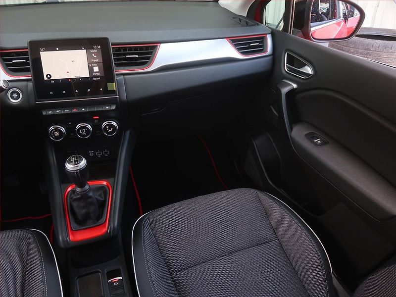 Renault Captur (2020) 1.3 TCe, Serv.kniha, Kůže - fotka 8 z 17