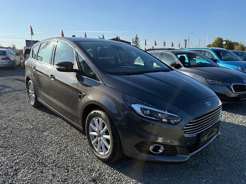Ford S-MAX 2.0 TDCI TITANIUM 7 MÍST 4X4 - fotka 1 z 15